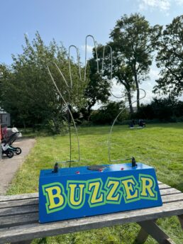 Buzz